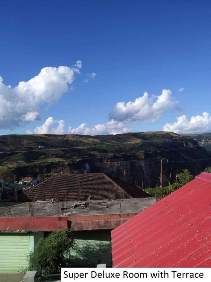 Odyssey'S Pateng Homestay, Cserrapundzsi Kültér fotó