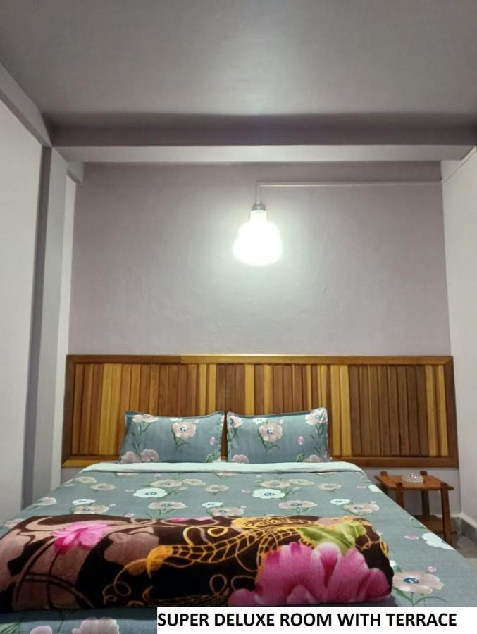 Odyssey'S Pateng Homestay, Cserrapundzsi Kültér fotó
